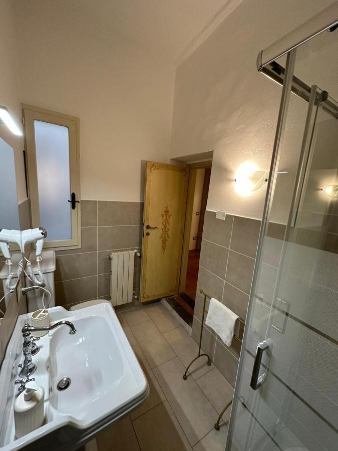 Residence Amalia Guelfa Firenze Eksteriør bilde